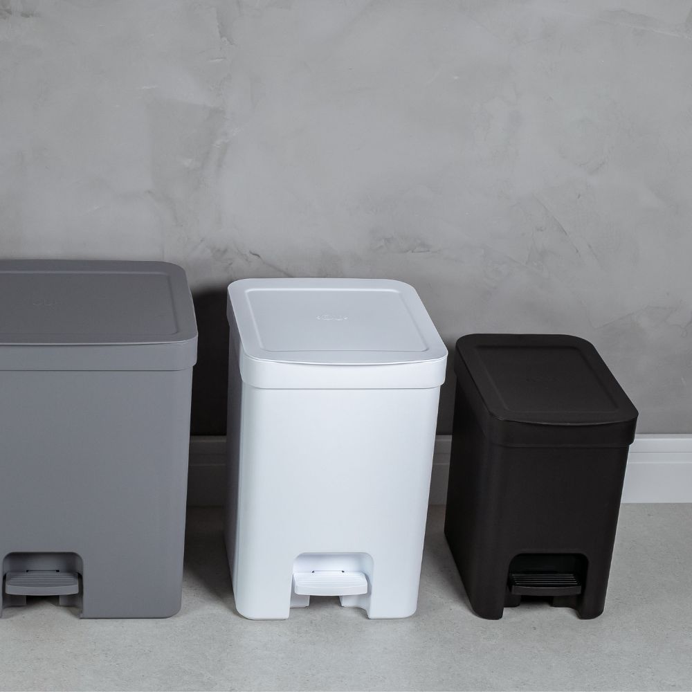 Basurero 12 litros con Pedal OU «Trium» (Blanco) - Imagen 4