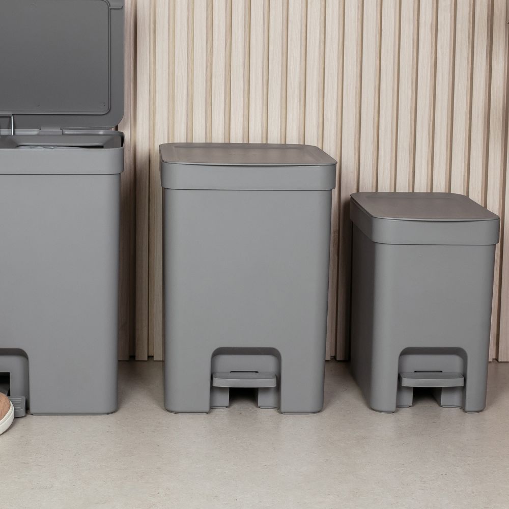 Basurero 12 litros con Pedal OU «Trium» (Gris) - Imagen 4